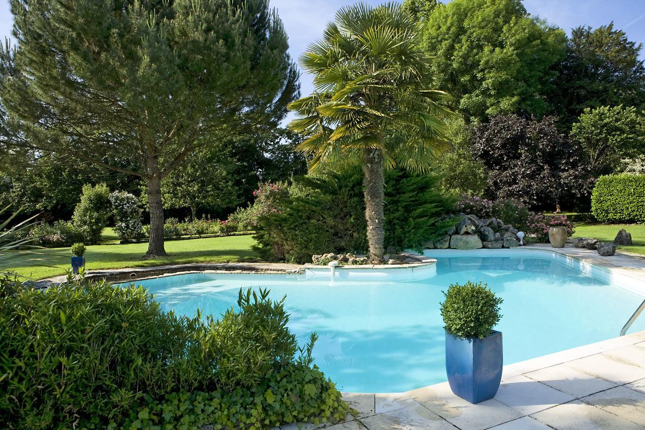 Villa La Roseraie Avec Acces Piscine Hotel La Roseraie Монтиньяк Экстерьер фото